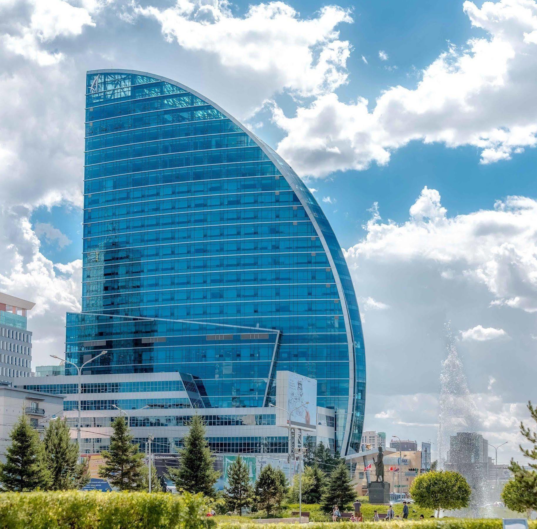 The Blue Sky Hotel And Tower Ulaanbaatar Exterior foto